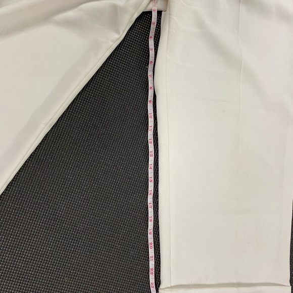 White wide leg capris dress pants - Picture 4 of 5
